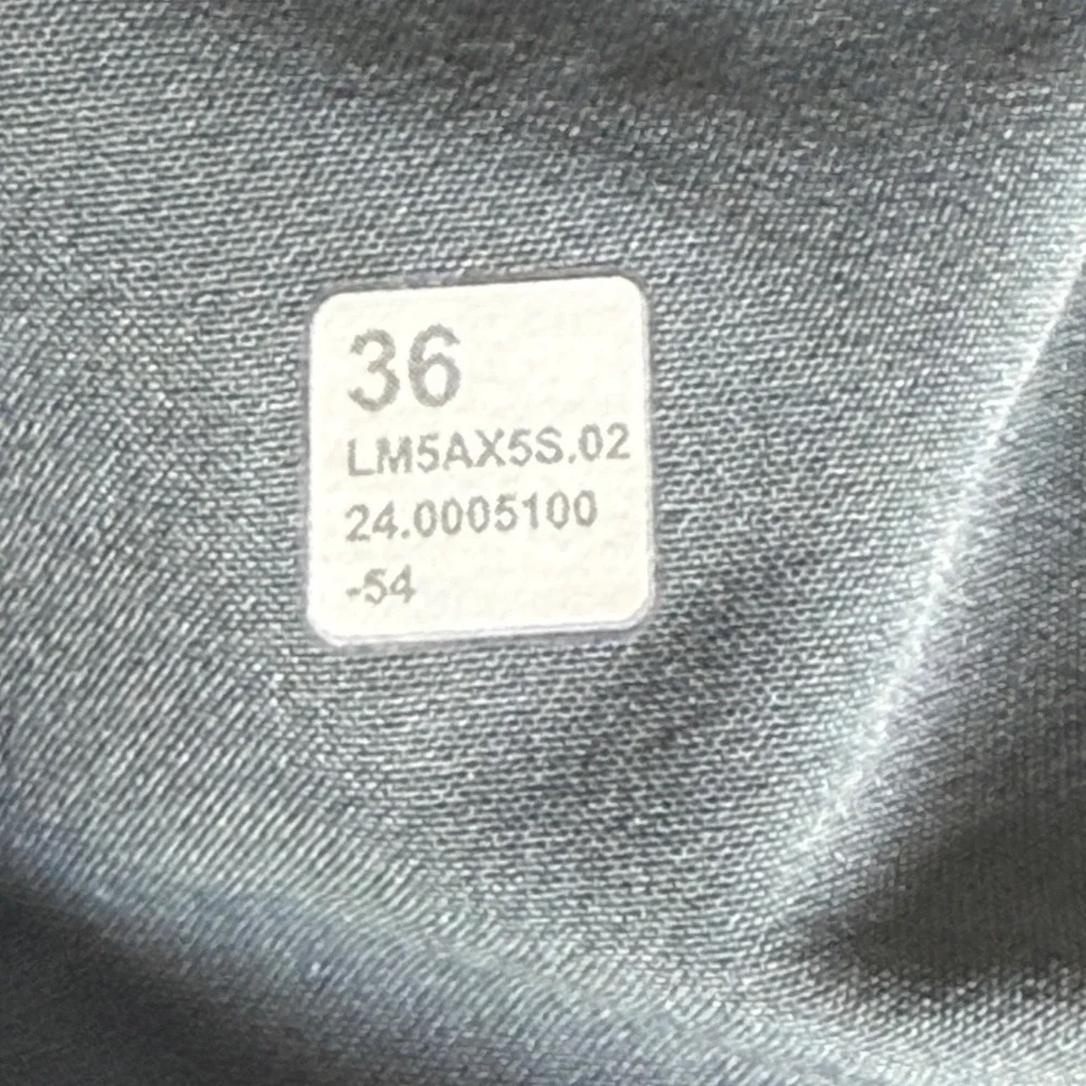 Lululemon Commission Pant Mens 36 Gray Slim Fit Warpstreme LM5AX5S